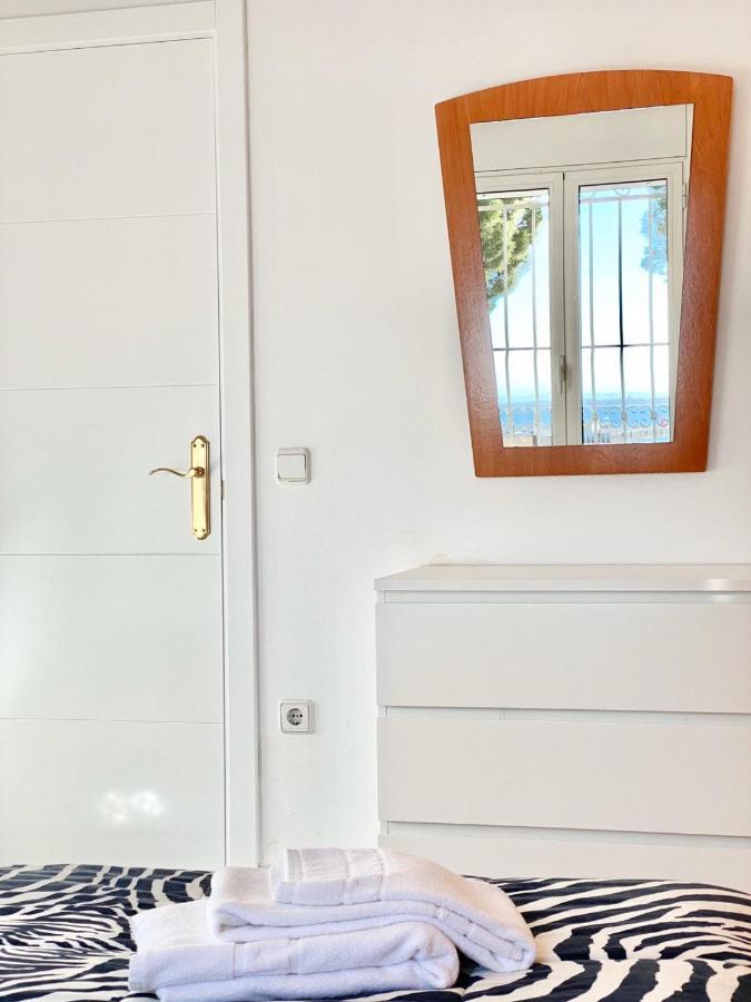 Appartement Devant La Plage Roses Exterior foto